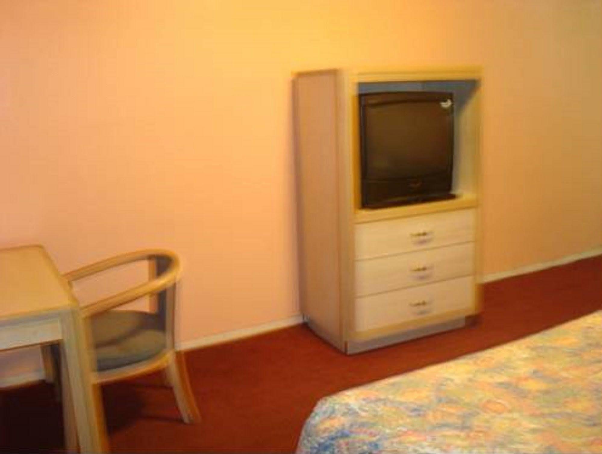 Travel Motel
