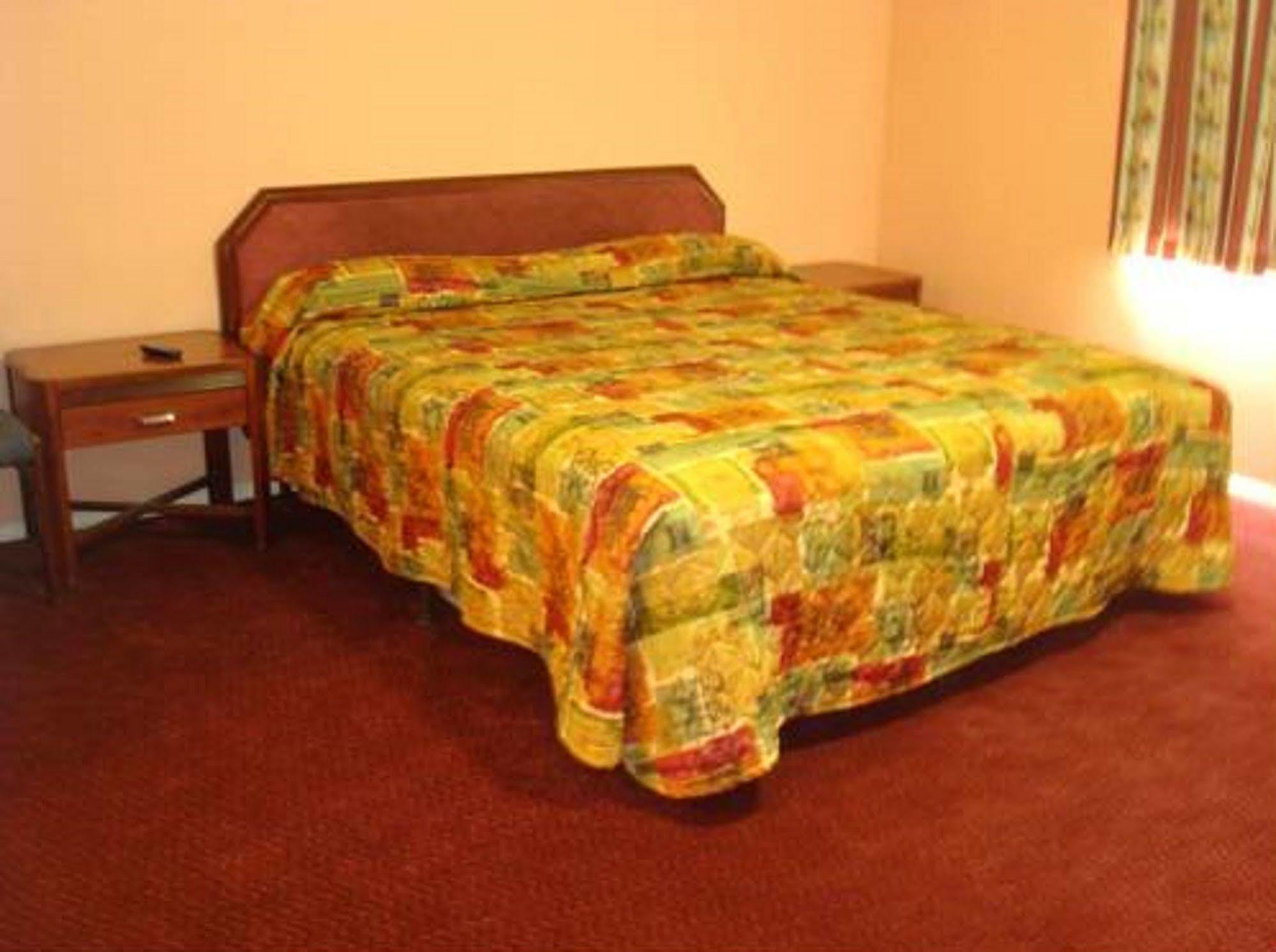 Motel Travel 2*